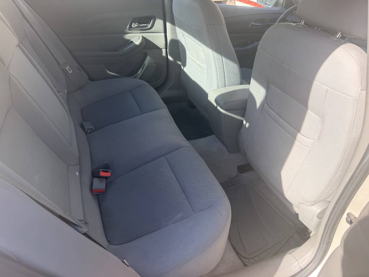 Used 2015 Chevrolet Malibu LS w/ Protection Package FWD image 13