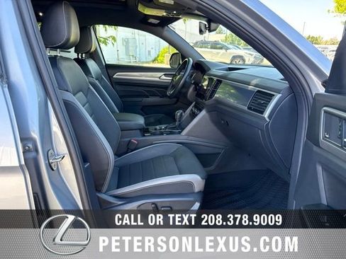 Used 2020 Volkswagen Atlas Cross Sport SEL Premium R-Line AWD/4WD image 12