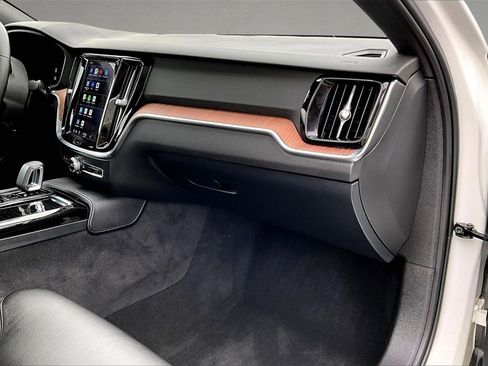 Used 2023 Volvo S60 T8 Plus w/ Climate Package image 26