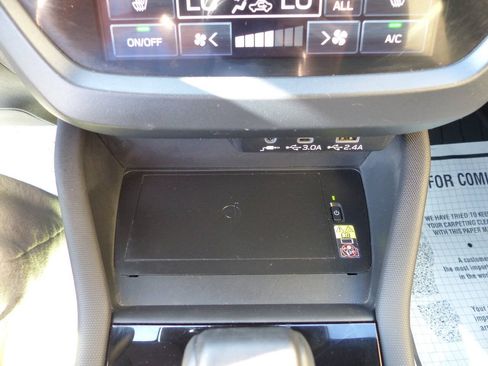 Used 2025 Subaru Forester Premium AWD/4WD image 37