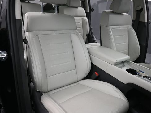 Used 2024 Hyundai Santa Fe Calligraphy AWD/4WD image 21