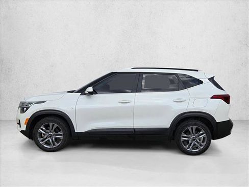 Used 2021 Kia Seltos S AWD/4WD image 6