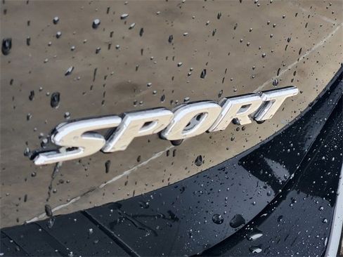 Used 2024 Honda Odyssey Sport image 7