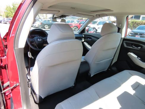 Certified 2023 Honda Accord EX image 13