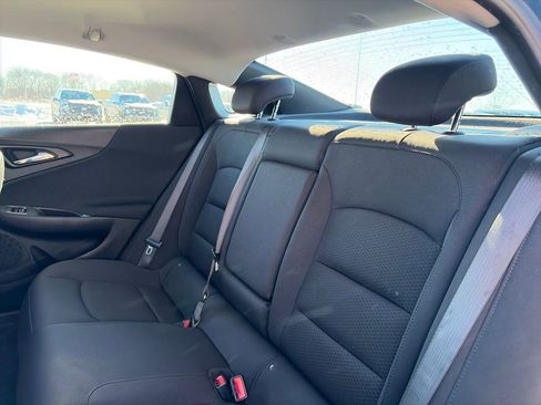 Used 2025 Chevrolet Malibu LT image 31