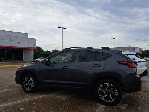 Used 2024 Subaru Crosstrek 2.0i Premium AWD/4WD image 5