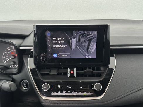 Used 2024 Toyota Corolla Sedan image 16