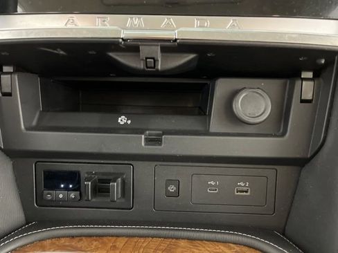 Used 2023 Nissan Armada SL image 27