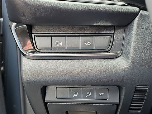 Used 2025 MAZDA CX-30 AWD 2.5 S w/ Preferred Package image 26