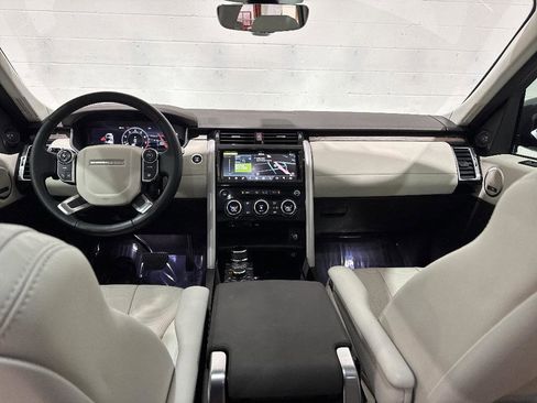 Used 2018 Land Rover Discovery HSE image 60