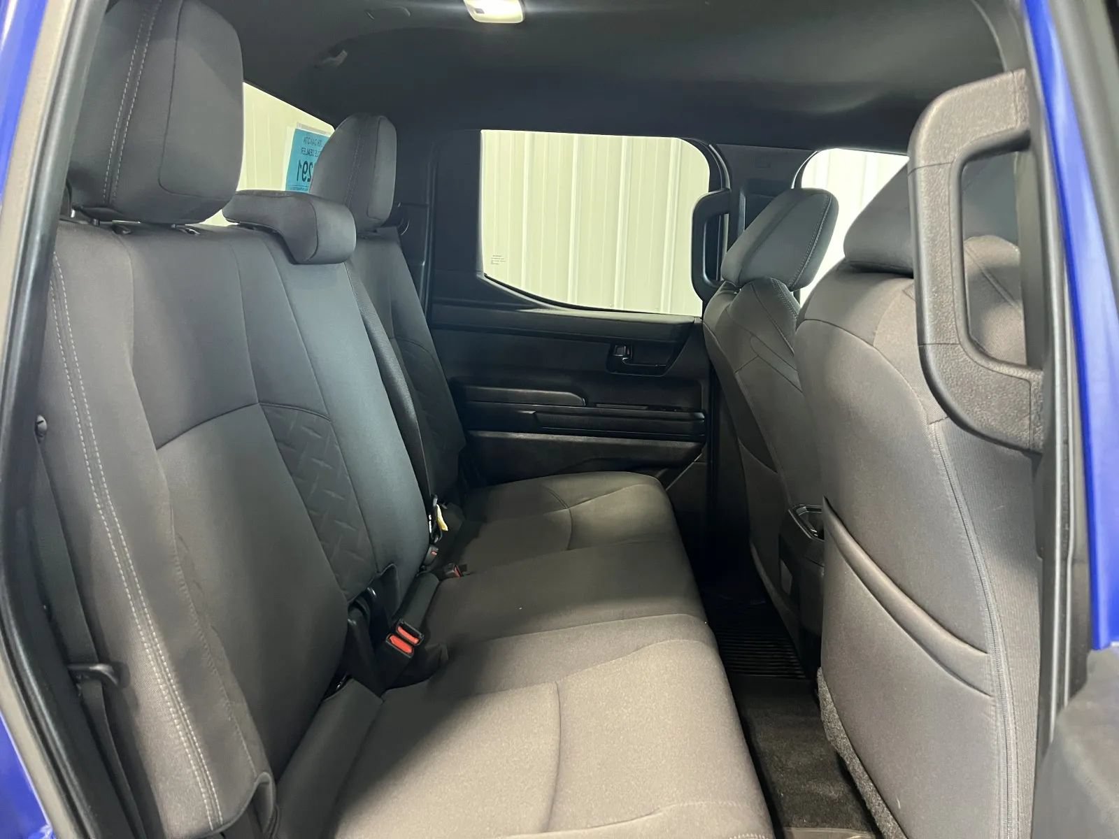 Used 2025 Toyota Tacoma SR5 AWD/4WD image 41