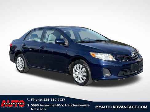 Used 2013 Toyota Corolla LE image 1