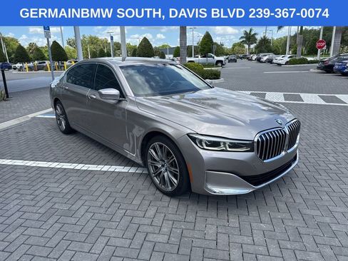 Used 2020 BMW 750i xDrive w/ Executive Package AWD/4WD image 14