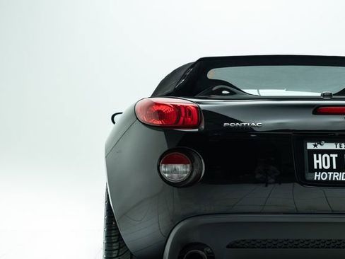 Used 2007 Pontiac Solstice GXP w/ Premium Package image 17