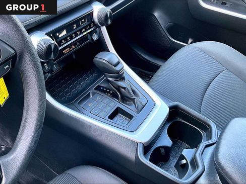 Used 2020 Toyota RAV4 LE w/ All Weather Liner Package AWD/4WD image 17