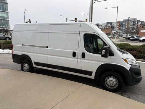 Used 2023 RAM ProMaster 2500 image 4