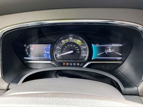 Used 2017 Lincoln Navigator Reserve image 17