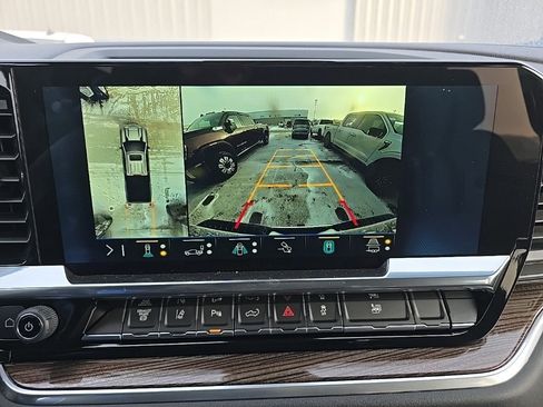 Used 2025 Chevrolet Silverado 2500 LT image 22