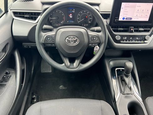Used 2023 Toyota Corolla LE image 14