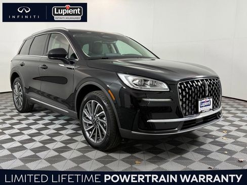 Used 2023 Lincoln Corsair Reserve w/ Towing Package image 1