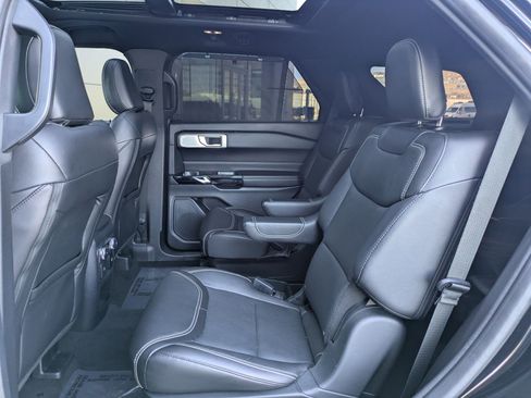 Used 2021 Ford Explorer ST w/ Equipment Group 401A image 27