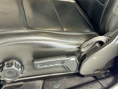 Used 2023 Jeep Wrangler Unlimited Sahara w/ Cold Weather Group image 24