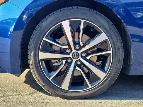 Certified 2023 Nissan Maxima SV w/ Floor Mat Group image 28