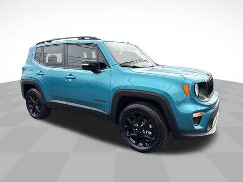 Used 2022 Jeep Renegade Altitude w/ Convenience Group image 3