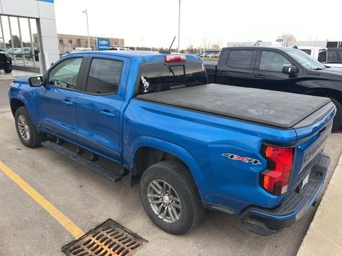 Used 2023 Chevrolet Colorado LT w/ LT Convenience Package II image 7
