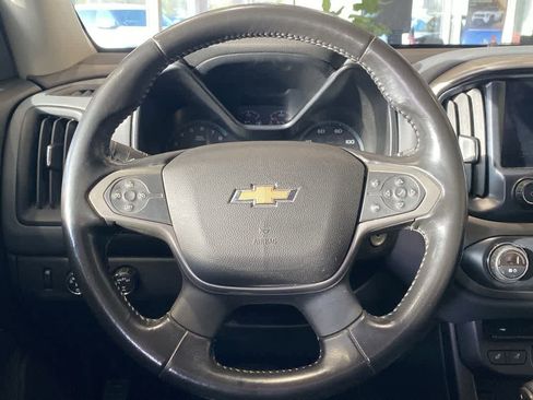 Used 2018 Chevrolet Colorado Z71 AWD/4WD image 17