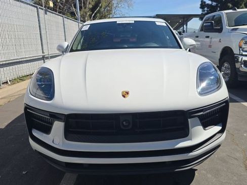 Used 2024 Porsche Macan S image 2