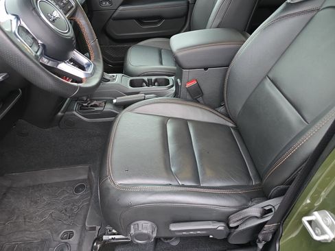 Used 2023 Jeep Wrangler Unlimited Rubicon 392 image 22