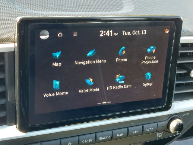 Used 2023 Hyundai Venue Limited w/ Cargo Package FWD image 19