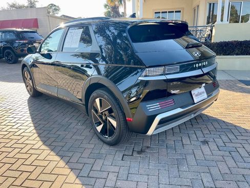 Used 2025 Hyundai Ioniq 5 SEL image 3