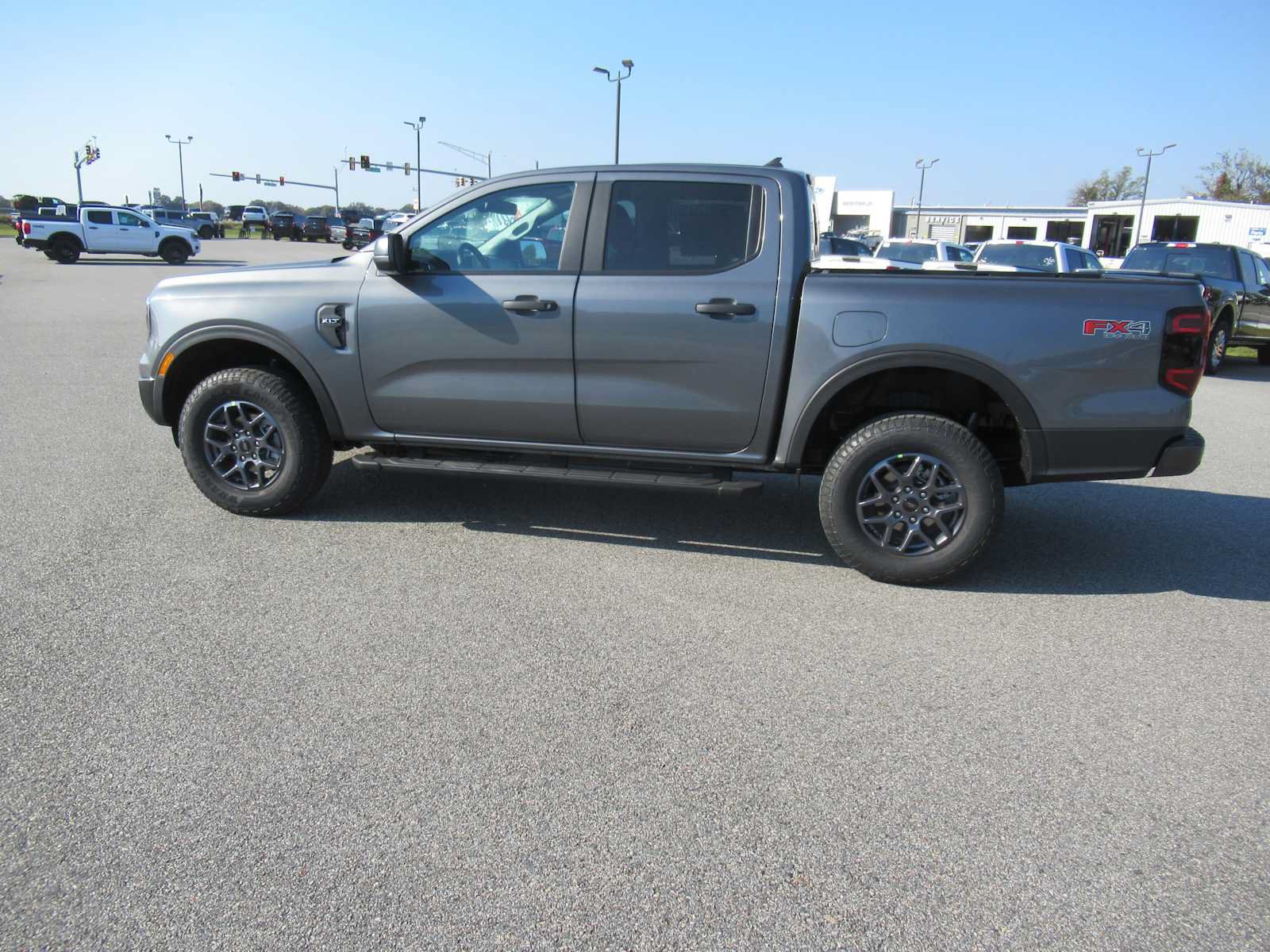 New 2026 Ford Ranger XLT w/ FX4 Off-Road Package AWD/4WD image 8