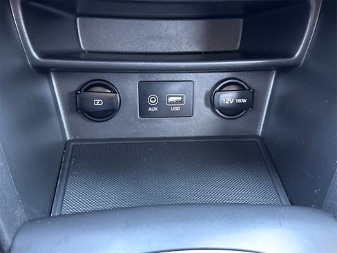 Used 2021 Hyundai Kona SE image 22