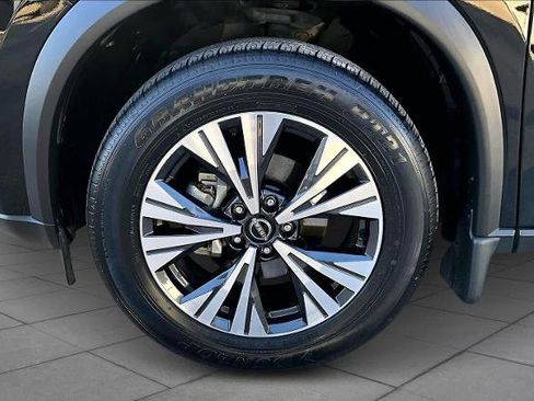 Certified 2023 Nissan Rogue SV image 10