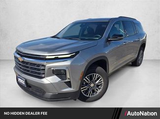 Used 2026 Chevrolet Traverse LT FWD video 1