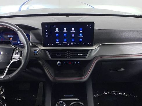 Used 2025 Ford Explorer ST-Line w/ ST-Line Street Pack image 20