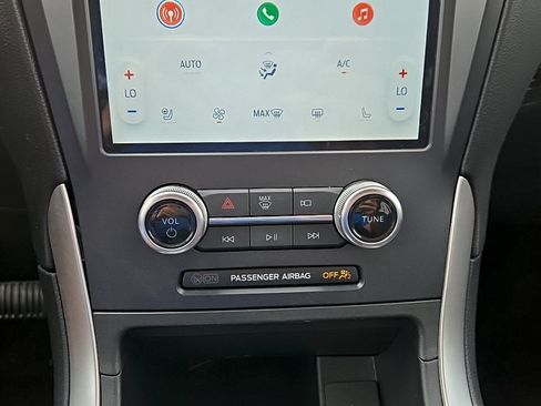 Certified 2024 Ford Edge SEL w/ Convenience Package AWD/4WD image 19