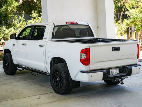 Used 2015 Toyota Tundra Limited w/ Limited Premium Package RWD image 4