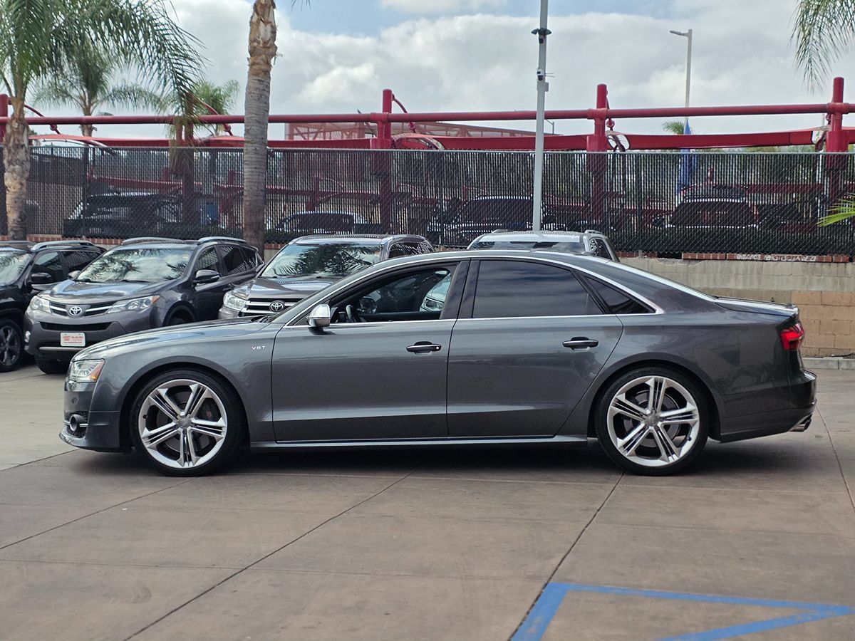 Used 2015 Audi S8 AWD/4WD image 9