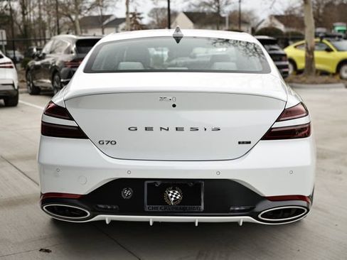 Used 2025 Genesis G70 3.3T Advanced image 10