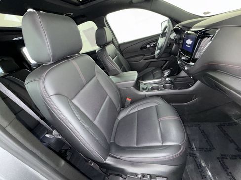 Used 2023 Chevrolet Traverse RS AWD/4WD image 28