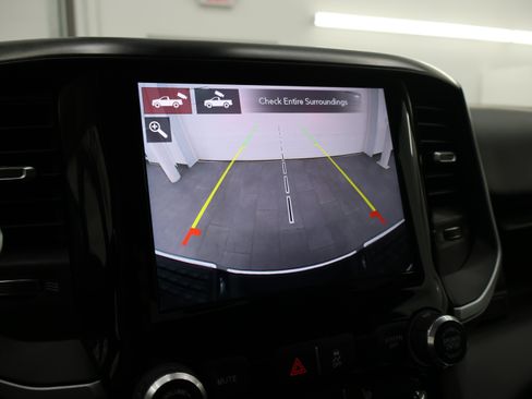 Used 2019 RAM 2500 Big Horn AWD/4WD image 16