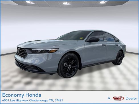 Used 2025 Honda Accord SE image 1