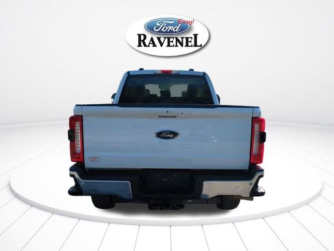 Used 2026 Ford F250 Lariat AWD/4WD image 5