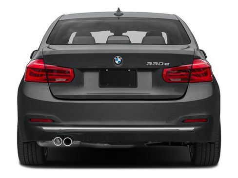 Used 2017 BMW 330e RWD image 5