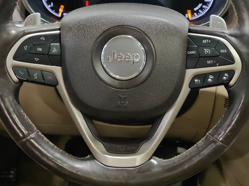 Used 2014 Jeep Grand Cherokee Overland AWD/4WD image 5