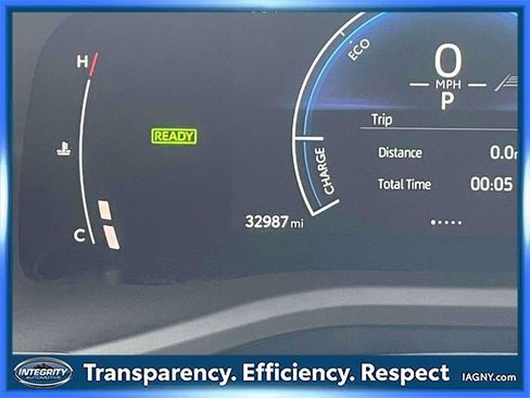 Used 2025 Toyota Camry SE image 26